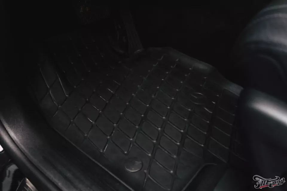 Химчистка салона для Mercedes GLE 400d